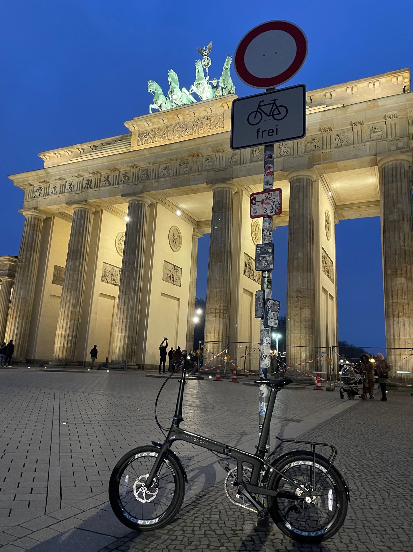 KABON Градски сгъваем велосипед карбон Shimano Altus 9S 20 цола с карбонови колела