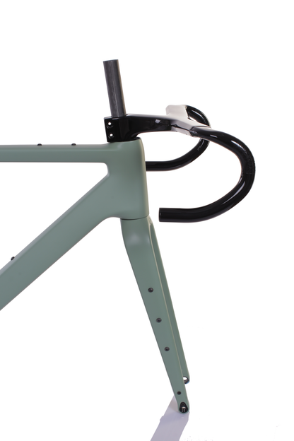 Комплект рамка RINOS с вилка за седалка, кормило, въглеродни влакна T800