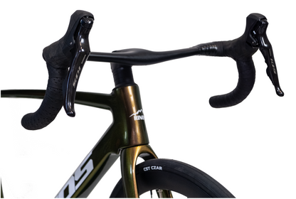 Шосеен велосипед RINOS Carbon Odin 3.0, Shimano 105 R7000, Размер на рамката 53 см