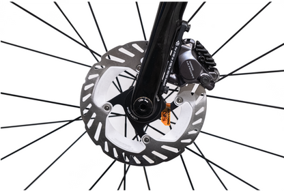 RINOS карбонов път велосипед Odin7.1 Shimano Ultegra Di2 с карбонови колела – 24 скорости