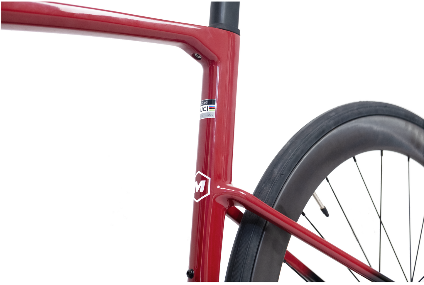 RINOS карбонов път велосипед Odin7.1 Shimano Ultegra Di2 с карбонови колела – 24 скорости