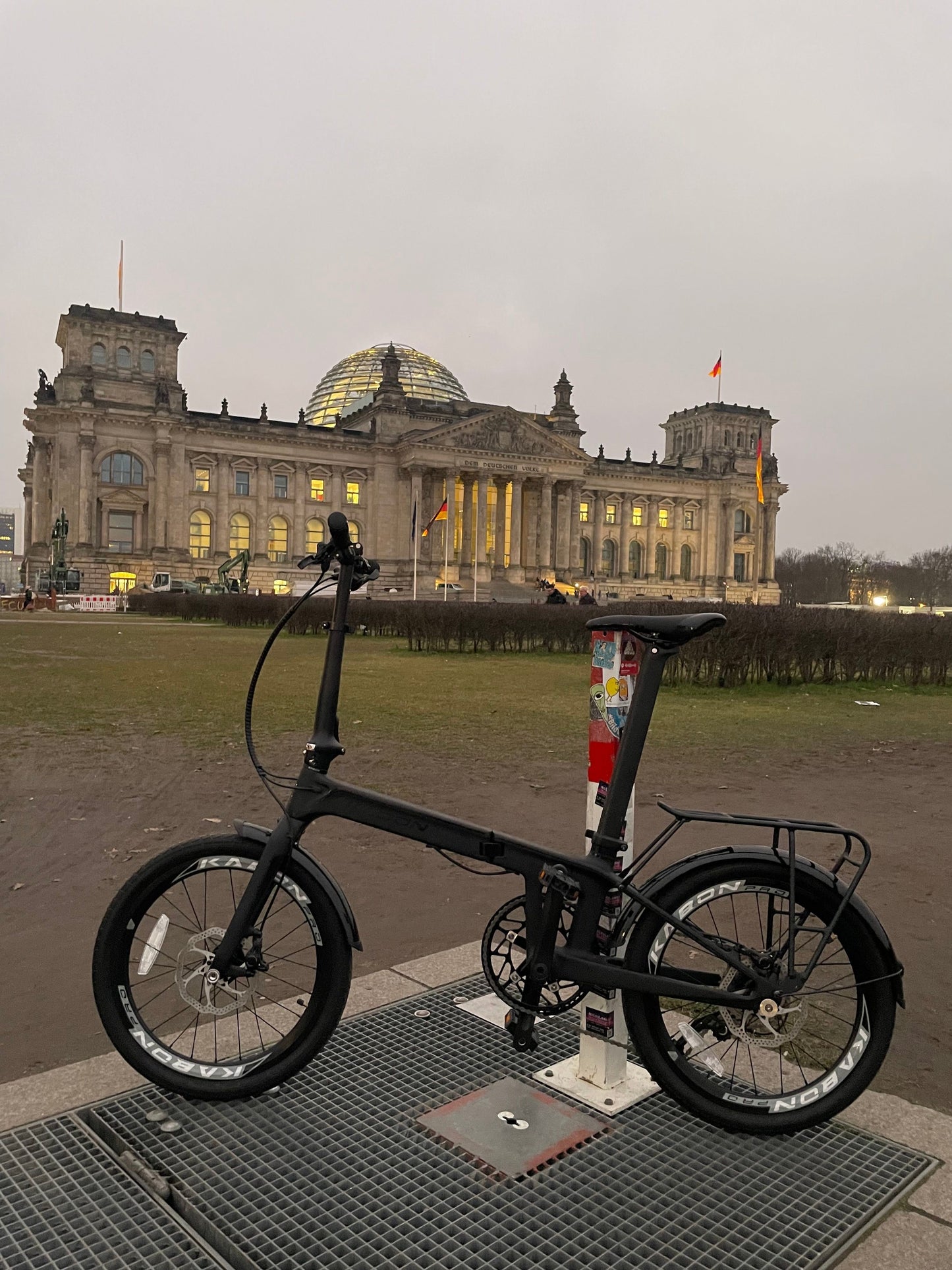 KABON Градски сгъваем велосипед карбон Shimano Altus 9S 20 цола с карбонови колела